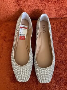 *NEW* INC International Concepts Juney2 Silver Rhinestone Ballet Flats